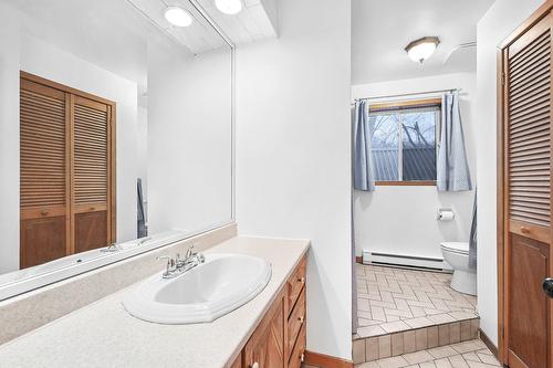 Bathroom - 16 9E Avenue, Saint-Blaise-Sur-Richelieu, QC - Indoor Photo Showing Bathroom