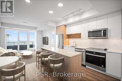 3502 - 4235 CONFEDERATION PARKWAY  Mississauga, ON L5B 0P7