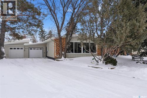 257 Campion CRESCENT  Saskatoon, SK S7H 3T8