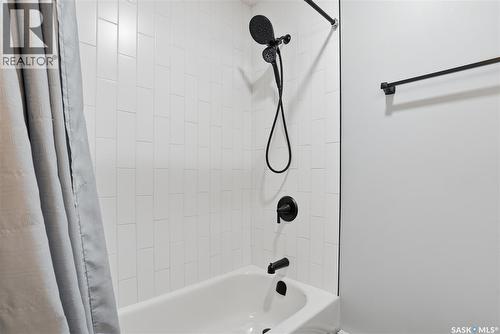 257 Campion Crescent, Saskatoon, SK - Indoor Photo Showing Bathroom