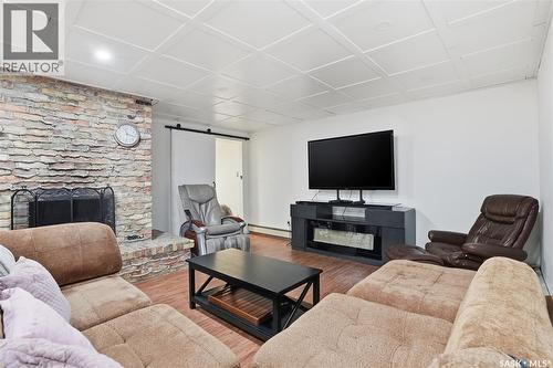 257 Campion Crescent, Saskatoon, SK - Indoor Photo Showing Living Room With Fireplace