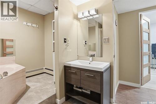 257 Campion Crescent, Saskatoon, SK - Indoor Photo Showing Bathroom