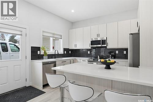 257 Campion Crescent, Saskatoon, SK - Indoor Photo Showing Kitchen With Upgraded Kitchen