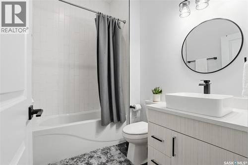 257 Campion Crescent, Saskatoon, SK - Indoor Photo Showing Bathroom
