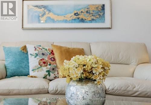 Main - 6 Arrowstook Road, Toronto, ON - Indoor