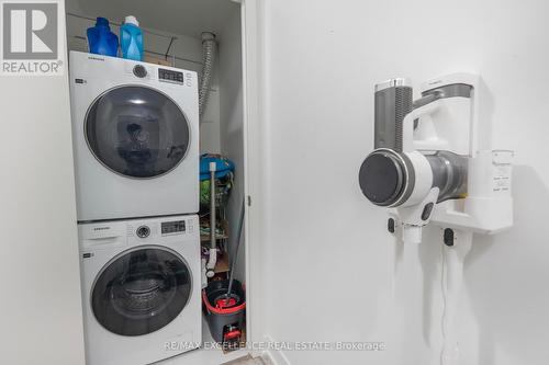 508 - 260 Malta Avenue, Brampton, ON - Indoor Photo Showing Laundry Room
