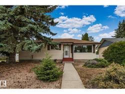 10324 50 ST NW  Edmonton, AB T6A 2C4