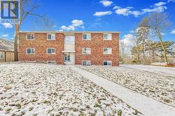 3 - 308 PROSPECT STREET  Newmarket, ON L3Y 3V2