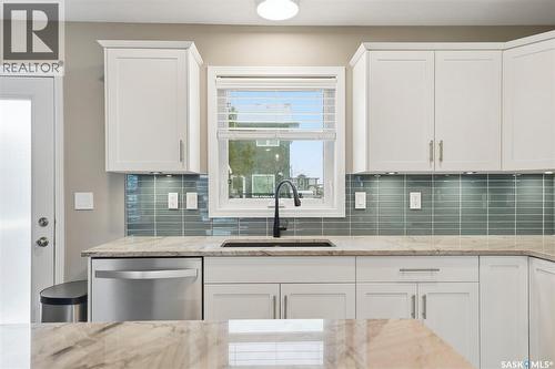 723 Sutter Crescent, Saskatoon, SK - Indoor Photo Showing Kitchen With Upgraded Kitchen