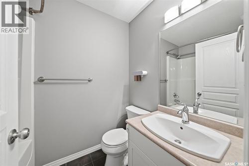 723 Sutter Crescent, Saskatoon, SK - Indoor Photo Showing Bathroom