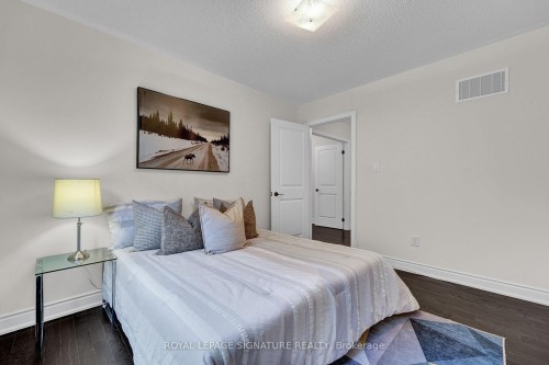 58 Orangeblossom Trail, Brampton, ON - Indoor Photo Showing Bedroom