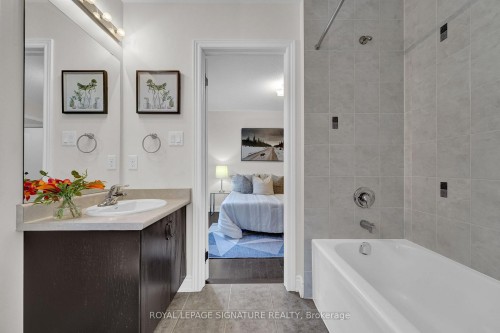 58 Orangeblossom Trail, Brampton, ON - Indoor Photo Showing Bathroom