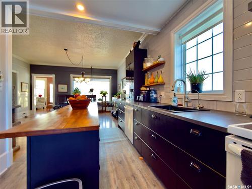 Rm Of Sutton Acreage, Sutton Rm No. 103, SK - Indoor Photo Showing Kitchen With Double Sink