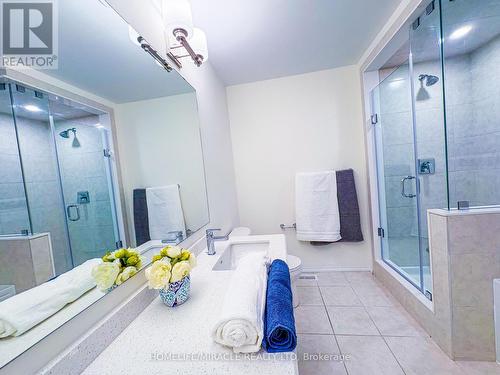 18 Brewis Street, Brant, ON - Indoor Photo Showing Bathroom