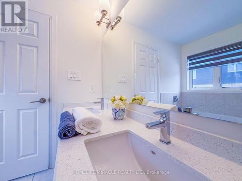 18 Brewis Street, Brant, ON - Indoor