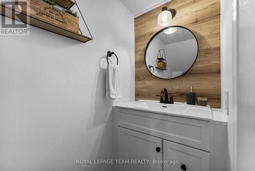 186 Mud Lake Road, Pembroke, ON - Indoor Photo Showing Bathroom