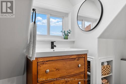 186 Mud Lake Road, Pembroke, ON - Indoor Photo Showing Bathroom