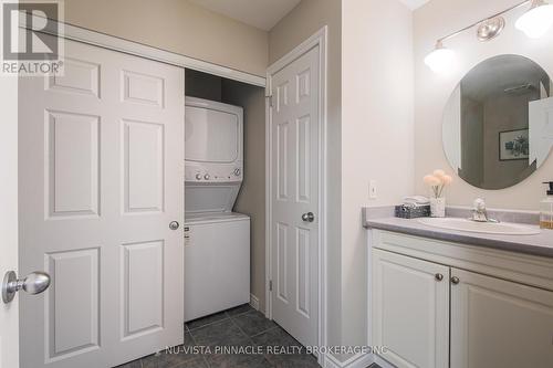 51 - 43 Capulet Walk, London North (North M), ON - Indoor Photo Showing Laundry Room