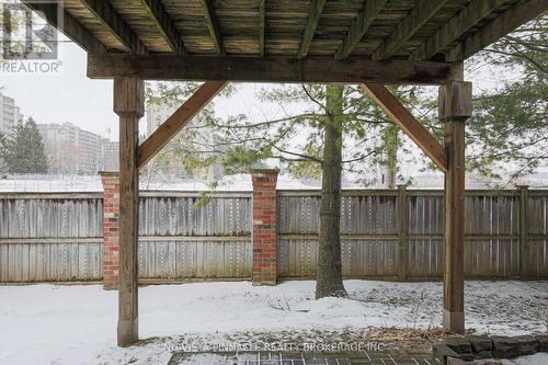 51 - 43 Capulet Walk, London North (North M), ON - Outdoor