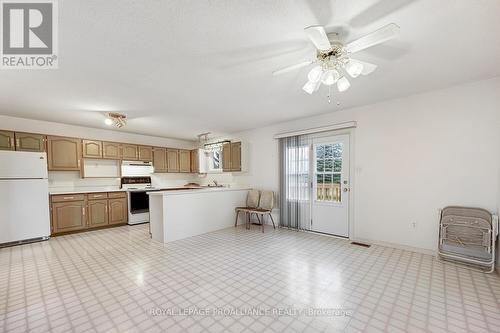 4018 Glen Smail Road, Augusta, ON - Indoor Photo Showing Kitchen