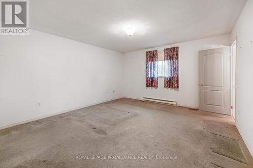 4018 Glen Smail Road, Augusta, ON - Indoor Photo Showing Other Room