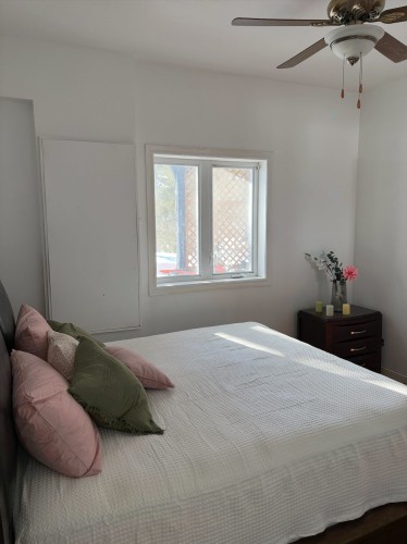 Chambre à coucher - 1726 Ch. De La Baie-Du-Lac, Saint-Sauveur, QC - Indoor Photo Showing Other Room