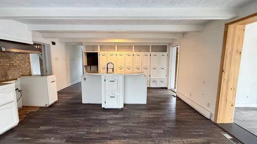 Kitchen - 1370 Ch. Du Lac-St-Louis, Léry, QC - Indoor Photo Showing Kitchen