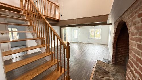 Interior - 1370 Ch. Du Lac-St-Louis, Léry, QC - Indoor Photo Showing Other Room