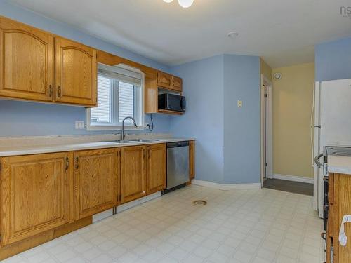 13 Fred Keyes Court, Bedford, NS 