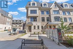 36 - 260 MELODY COMMON Oakville (Ro River Oaks), ON L6H 8A5
