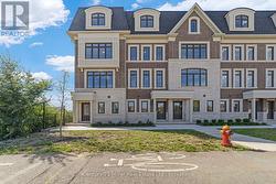 48 - 2140 TRAFALGAR ROAD  Oakville (Ro River Oaks), ON L6H 8A5