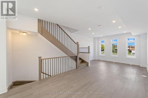 Photo for reference. Actual finishes may differ. - 48 - 2140 Trafalgar Road, Oakville (Ro River Oaks), ON - Indoor Photo Showing Other Room