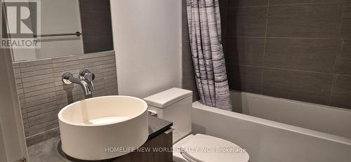 3504 - 161 Roehampton Avenue, Toronto, ON - Indoor Photo Showing Bathroom