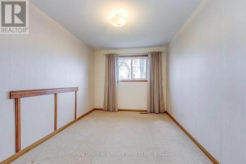 681 Cumberland Avenue, Burlington, ON - Indoor Photo Showing Other Room