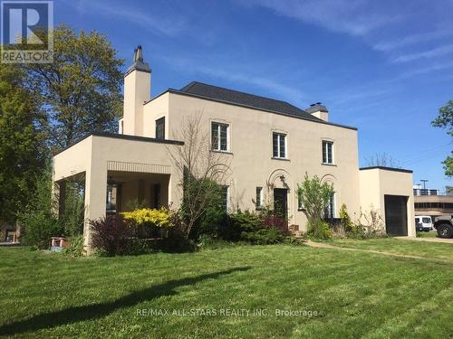 1 St James Place, Hamilton, ON - Outdoor