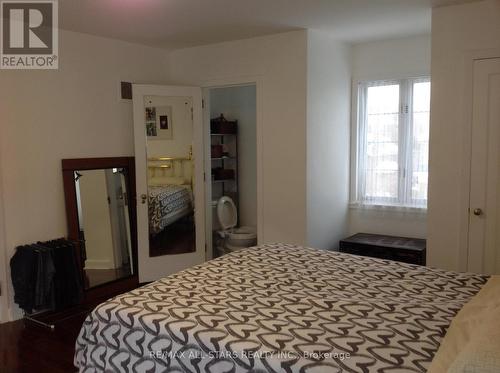 1 St James Place, Hamilton, ON - Indoor Photo Showing Bedroom
