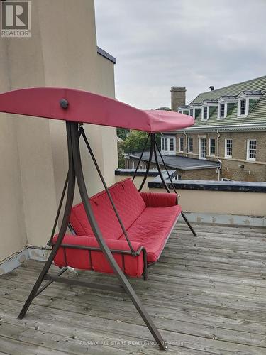 1 St James Place, Hamilton, ON - Outdoor