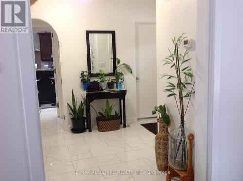 1 St James Place, Hamilton, ON - Indoor