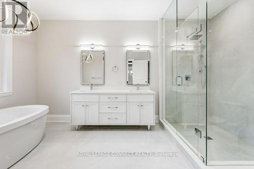 391 Rosebank Road, Pickering, ON - Indoor Photo Showing Bathroom