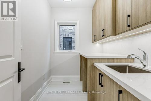 391 Rosebank Road, Pickering, ON - Indoor Photo Showing Kitchen