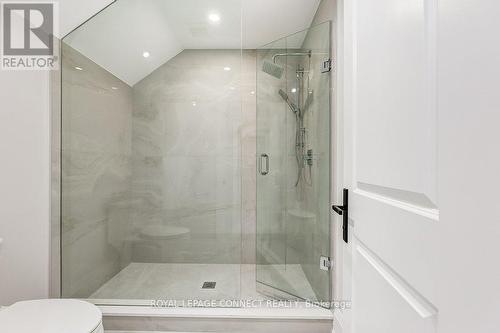 391 Rosebank Road, Pickering, ON - Indoor Photo Showing Bathroom