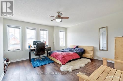 5384 Valhalla Crescent, Mississauga, ON - Indoor Photo Showing Bedroom