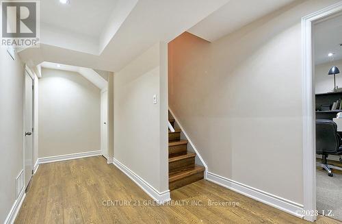 5384 Valhalla Crescent, Mississauga, ON - Indoor Photo Showing Other Room