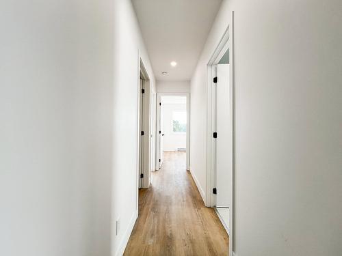 Passageway - 60 Rue Gélinas, Saint-Boniface, QC - Indoor Photo Showing Other Room