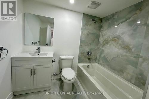 Bsmt - 29 Broadlands Boulevard, Toronto, ON - Indoor Photo Showing Bathroom