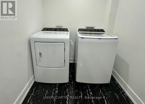 Bsmt - 29 Broadlands Boulevard, Toronto, ON - Indoor Photo Showing Laundry Room