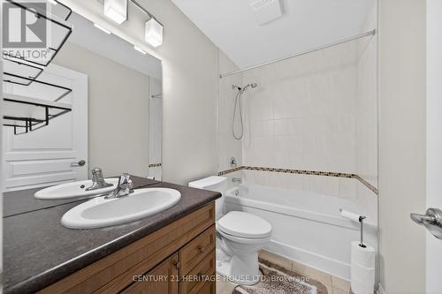 7 - 80 Willow Street, Brant, ON - Indoor Photo Showing Bathroom