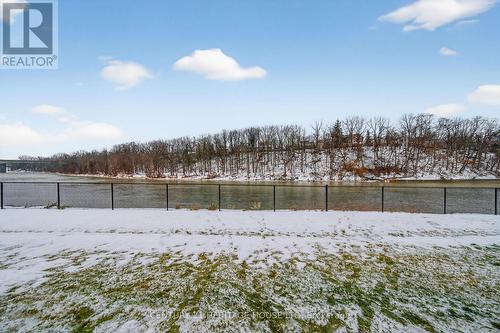 7 - 80 Willow Street, Brant, ON - Outdoor