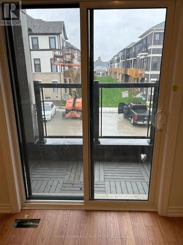 430 Okanagan Path, Oshawa, ON - Indoor Photo Showing Other Room