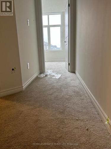 430 Okanagan Path, Oshawa, ON - Indoor Photo Showing Other Room
